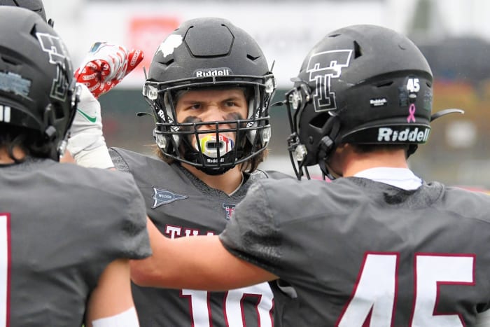 Tualatin.Central-Catholic.6A-football-final.Leon-Neuschwander.76